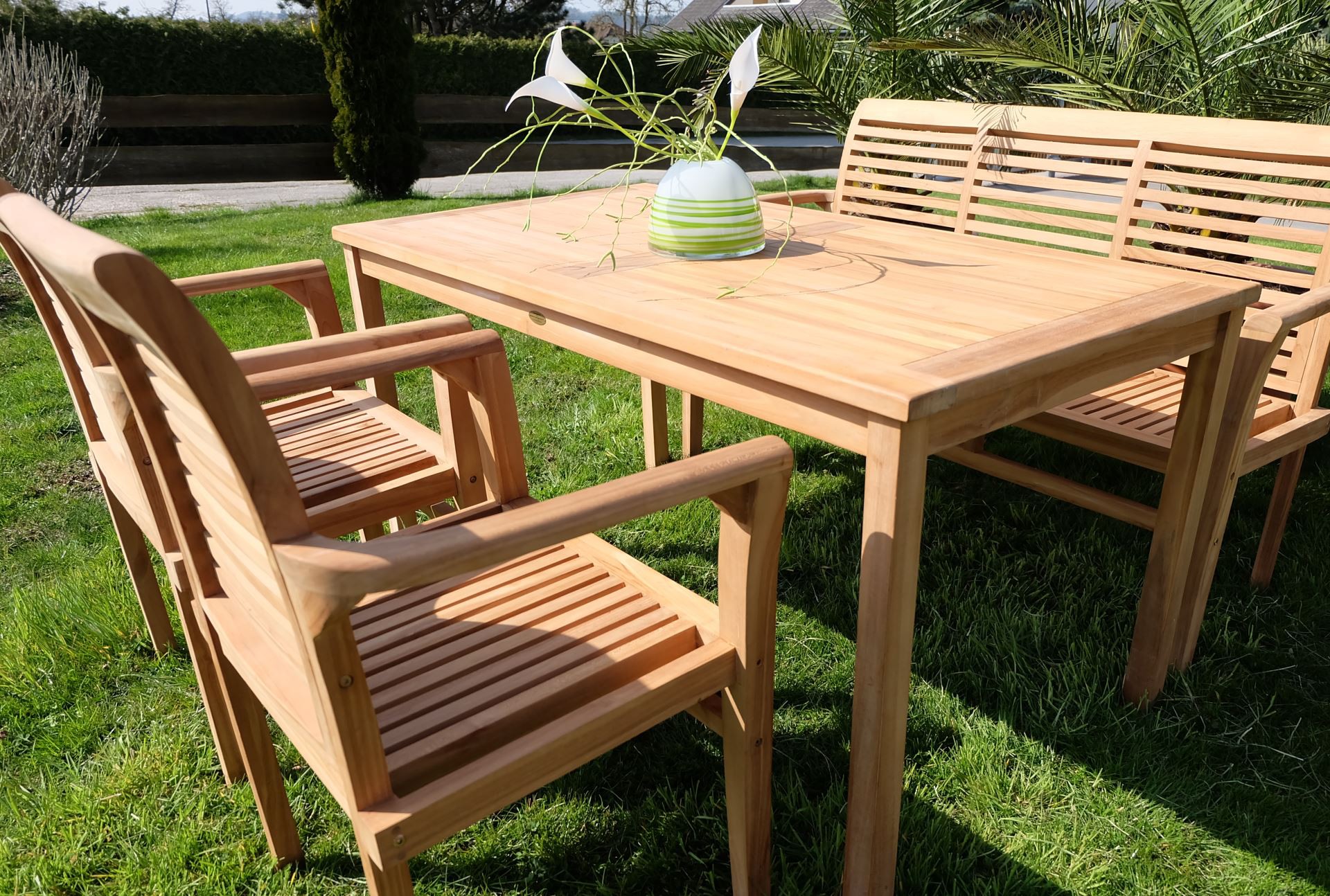 Edle TEAK XL Gartengarnitur TISCH + 1 Bank + 2 Sessel ...